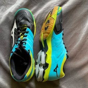 Mizuno Wave Lightning Volleyball shoes